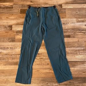 Men’s Lululemon Track Pant size XL